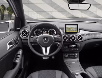Panel frontal Mercedes-Benz B-Klasse E-CELL Plus Concept (W242) '09.2011
