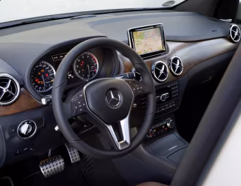 Panel frontal Mercedes-Benz B 180 BlueEfficiency [Worldwide] (W246) '2011–14