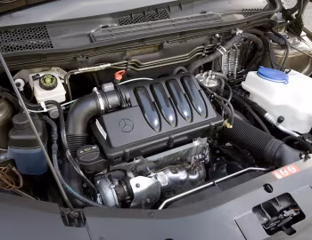 Sous la capuche Mercedes-Benz B 180 CDI [UK-spec] (W245) '2008–11