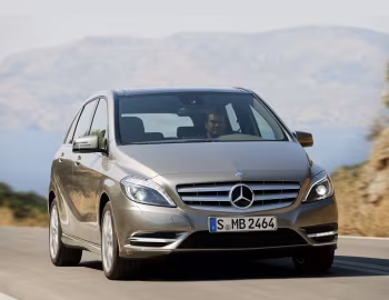 Mercedes-Benz B 180 CDI BlueEfficiency [Worldwide] (W246) '2011–14