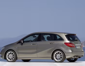 Mercedes-Benz B 180 CDI BlueEfficiency [Worldwide] (W246) '2011–14