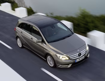 Mercedes-Benz B 180 CDI BlueEfficiency [Worldwide] (W246) '2011–14