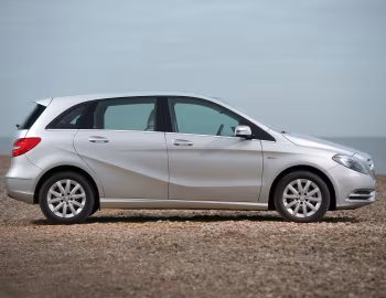 Mercedes-Benz B 180 CDI BlueEfficiency [UK-spec] (W246) '2012–14