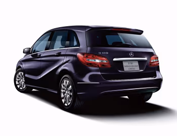 Mercedes-Benz B 180 "Northern Lights Black" [Japan] (W246) '2013