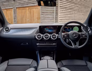 Panel frontal Mercedes-Benz B 180 Sport [UK-spec] (W247) '2019–22