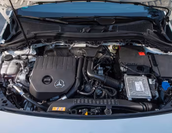 Bajo el capó Mercedes-Benz B 200 AMG Line Night Package [Worldwide] (W247) '2019–22
