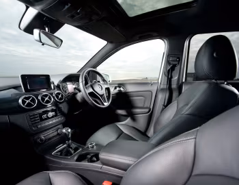Interior Mercedes-Benz B 200 BlueEfficiency [UK-spec] (W246) '2012–14