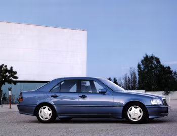 Mercedes-Benz C-Klasse Sedan (W202) '1993–2000