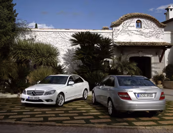 Mercedes-Benz C-Klasse Sedan (W204) '2007–11