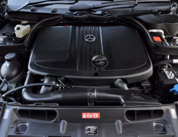 Bajo el capó Mercedes-Benz C 180 [UK-spec] (W204) '2011–14