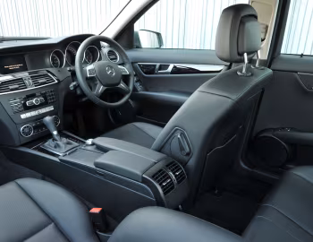 Interior Mercedes-Benz C 180 [UK-spec] (W204) '2011–14