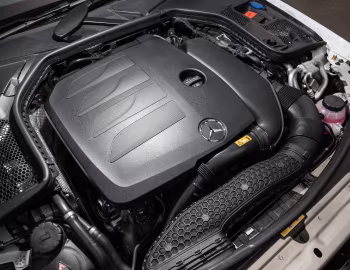 Bajo el capó Mercedes-Benz C 200 Avantgarde Line [Australia] (W205) '2018–21