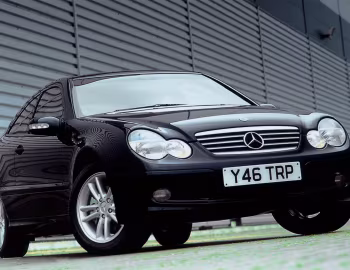 Mercedes-Benz C 200 Kompressor Sportcoupe [UK-spec] (CL203) '2001–04