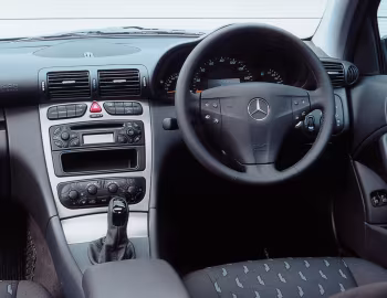 Panel frontal Mercedes-Benz C 200 Kompressor Sportcoupe [UK-spec] (CL203) '2001–04