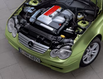 Bajo el capó Mercedes-Benz C 200 Kompressor Sportcoupe [Worldwide] (CL203) '10.2000–03.2004