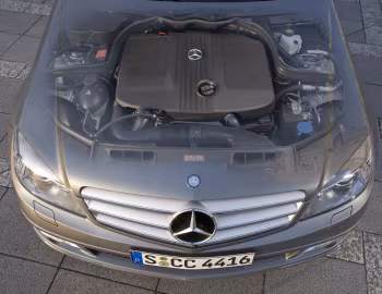 Bajo el capó Mercedes-Benz C 220 CDI [Worldwide] (W204) '2010–11