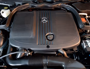Bajo el capó Mercedes-Benz C 220 CDI Coupe AMG Sports Package [UK-spec] (C204) '2011–15