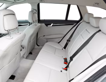 Interior Mercedes-Benz C 220 CDI Estate [UK-spec] (S204) '2011–14