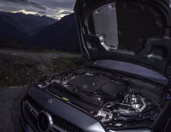 Bajo el capó Mercedes-Benz C 220 d 4MATIC All-Terrain [Worldwide] (S206) '2021–pr.