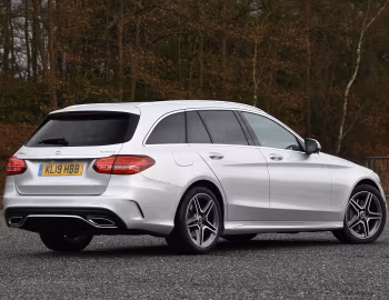 Mercedes-Benz C 220 d 4MATIC AMG Line Estate [UK-spec] (S205) '2018–21