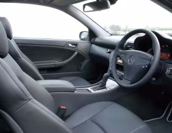 Interior Mercedes-Benz C 320 Sportcoupe [UK-spec] (CL203) '2001–04