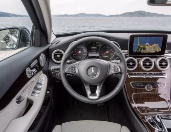 Panel frontal 2016–18 Mercedes-Benz C 350 e Avantgarde Line [North America] (W205) '2015–18