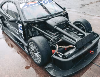 Bajo el capó HWA Mercedes-Benz CLK DTM (RS00-005) '2000