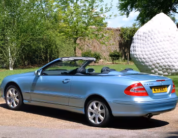 Mercedes-Benz CLK 240 Cabrio [UK-spec] (A209) '2003–05