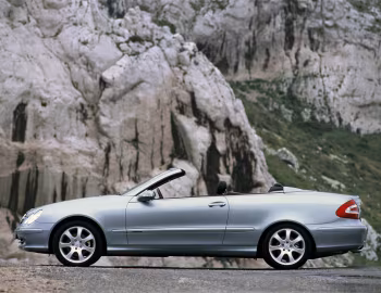 Mercedes-Benz CLK 240 Cabrio [Worldwide] (A209) '2003–05