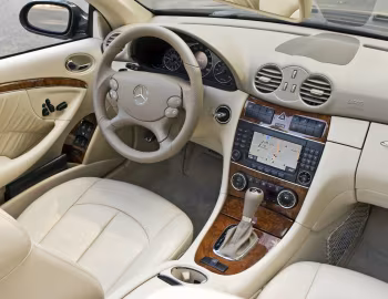 Panel frontal 2007–10 Mercedes-Benz CLK 550 Convertible [North America] (A209) '2006–10