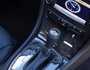 Interior Mercedes-Benz CLS 320 CDI [UK-spec] (C219) '2008–07.2010