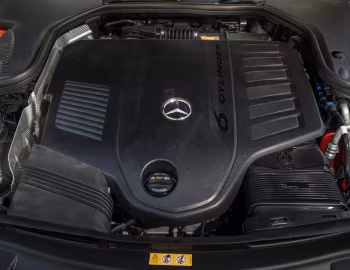 Bajo el capó 2019–21 Mercedes-Benz CLS 450 AMG Line [North America] (C257) '2018–21