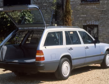 Mercedes-Benz E-Class Estate [UK-spec] (Br.S124) '1986–92