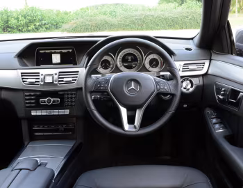 Panel frontal Mercedes-Benz E 220 CDI [UK-spec] (W212) '2013–16