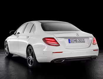 Mercedes-Benz E-Klasse Avantgarde SportStyle Package [Worldwide] (W213) '2018–20