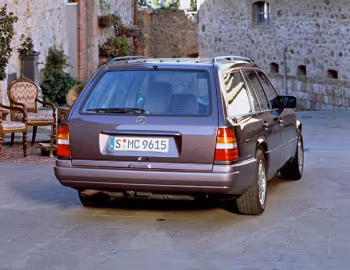 Mercedes-Benz E-Klasse Estate (Br.S124) '06.1993–04.1996