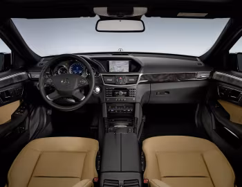 Interior Mercedes-Benz E-Klasse Sedan (W212) '2009–13