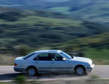 Mercedes-Benz E 200 Classic [Worldwide] (Bm.210.035) '07.1999–06.2000
