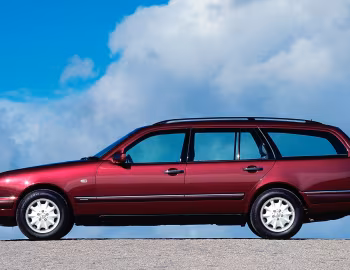 Mercedes-Benz E 200 Elegance T-Modell [Worldwide] (S210) '06.1996–99