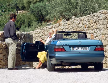 Mercedes-Benz E 220 Cabrio (Bm.124.062) '06.1993–07.1997
