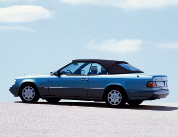 Mercedes-Benz E 220 Cabrio (Bm.124.062) '06.1993–07.1997