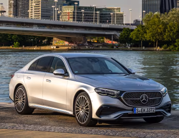 Mercedes-Benz E 220 d 4MATIC AMG Line [Worldwide] (W214) '2023–pr.