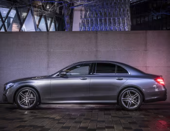 Mercedes-Benz E 220 d AMG Line [UK-spec] (W213) '2016–20