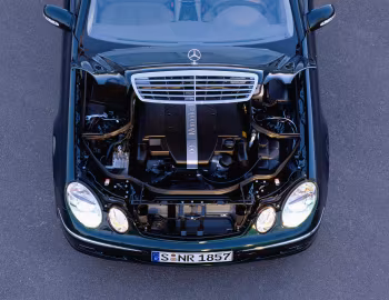 Bajo el capó Mercedes-Benz E 240 Elegance [Worldwide] (W211) '01.2002–04.2005