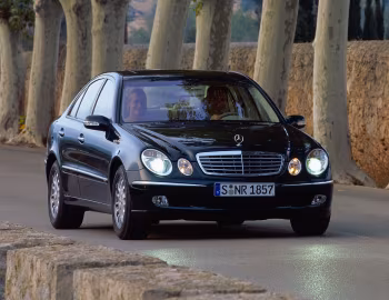 Mercedes-Benz E 240 Elegance [Worldwide] (W211) '01.2002–04.2005