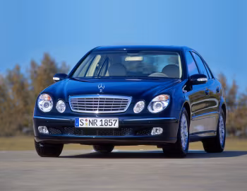 Mercedes-Benz E 240 Elegance [Worldwide] (W211) '01.2002–04.2005