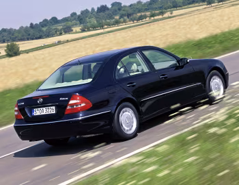Mercedes-Benz E 240 Elegance 4MATIC [Worldwide] (W211) '10.2003–04.2005