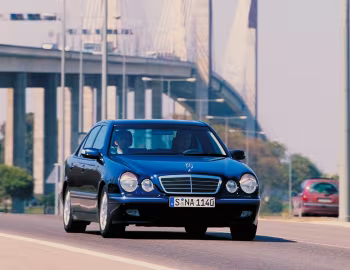 Mercedes-Benz E 240 Elegance (W210) '07.1999–03.2002