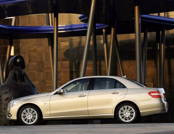 Mercedes-Benz E 250 CGI (W212) '2009–12
