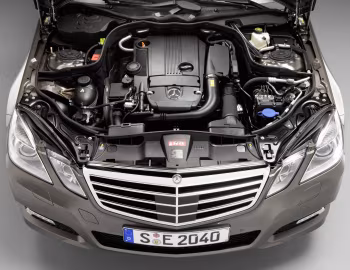 Bajo el capó Mercedes-Benz E 250 CGI Coupe [Worldwide] (C207) '2009–12